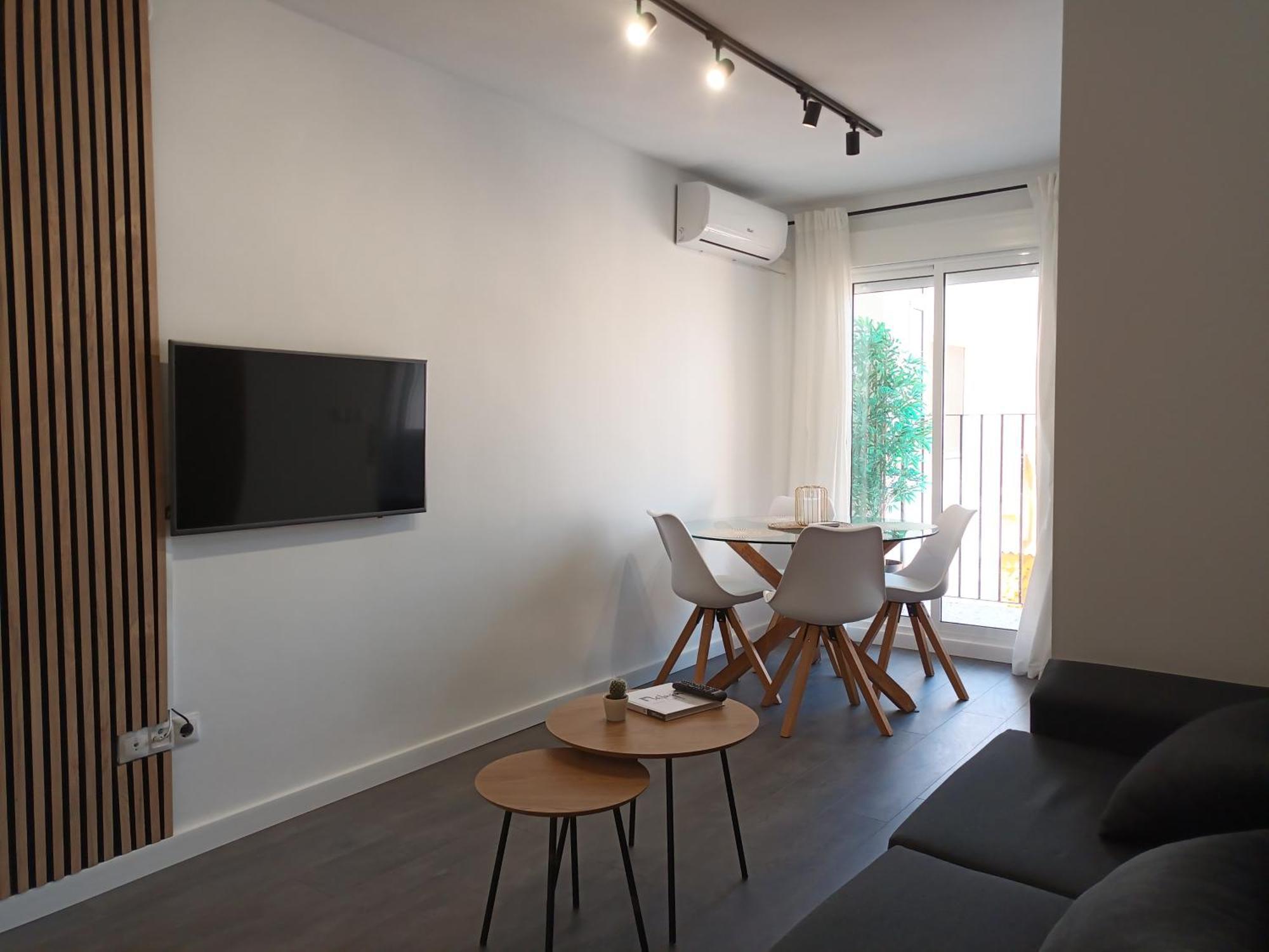 Apartamento Vacacional Cuarteles Malaga Ngoại thất bức ảnh