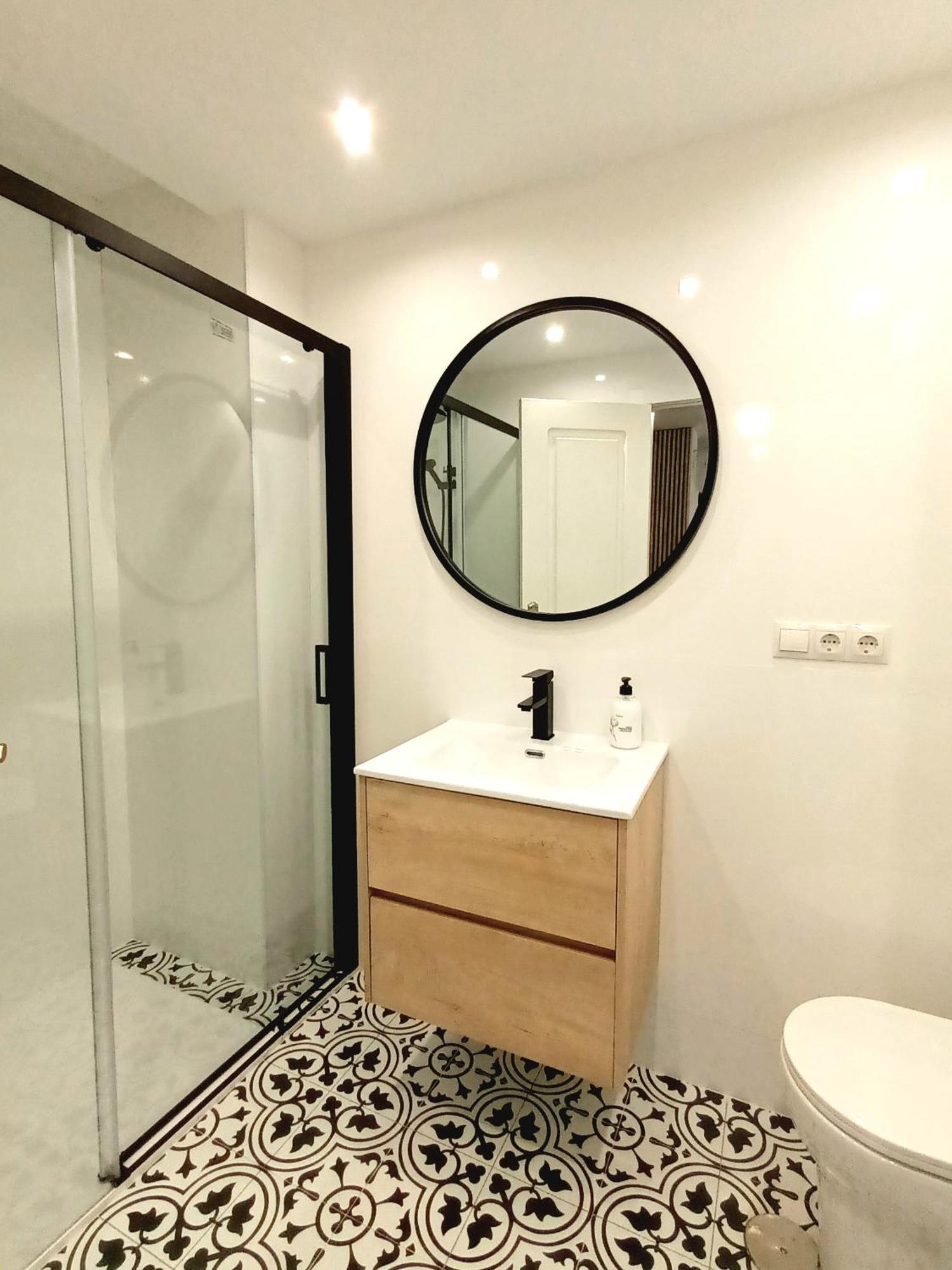 Apartamento Vacacional Cuarteles Malaga Ngoại thất bức ảnh