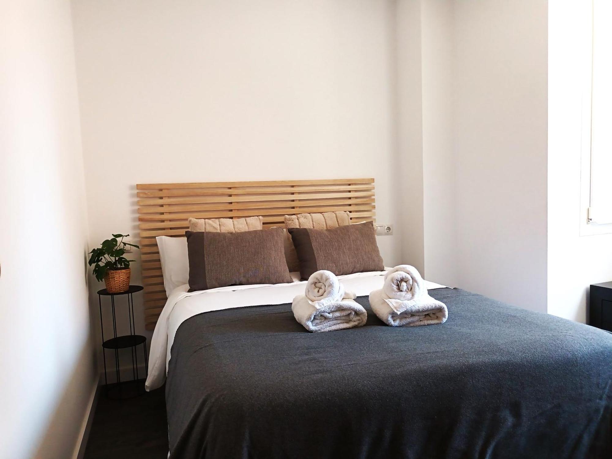 Apartamento Vacacional Cuarteles Malaga Ngoại thất bức ảnh