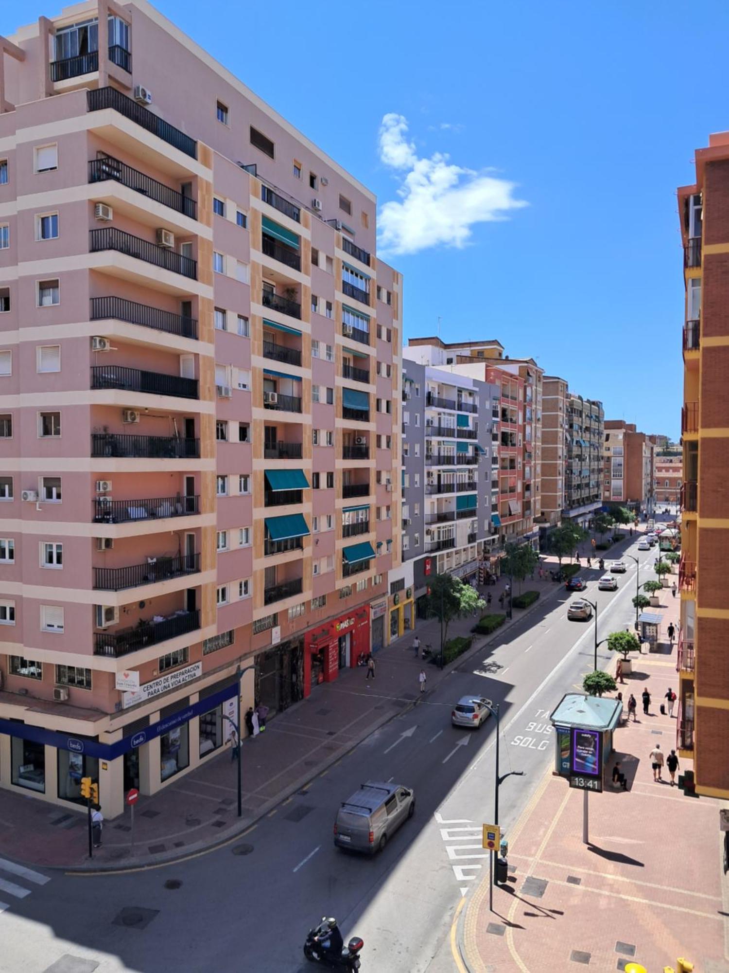 Apartamento Vacacional Cuarteles Malaga Ngoại thất bức ảnh